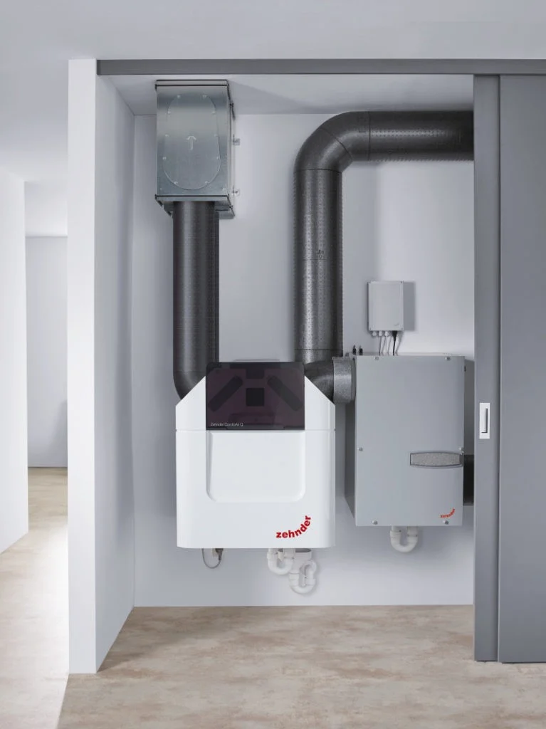 Zehnder_CSY_ComfoAir_Q350_TR_ComfoFond-L_Q_cw320_cp160_cpp160_detail_ComfoPipe_Compact_Office_72067-767x1024